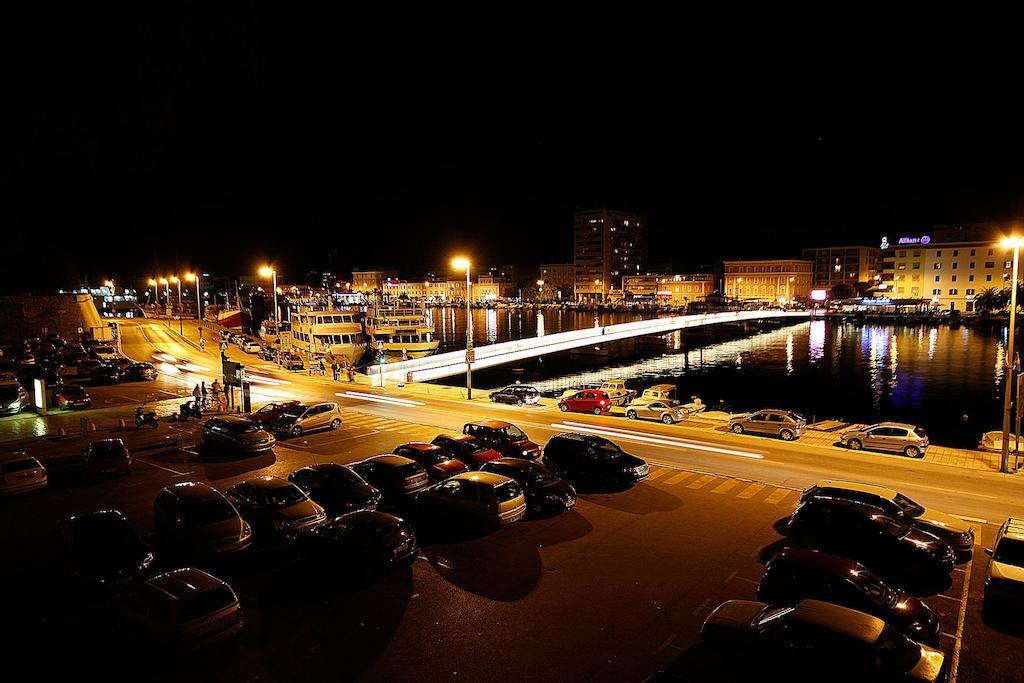 City Center Accommodation Ζαντάρ Εξωτερικό φωτογραφία