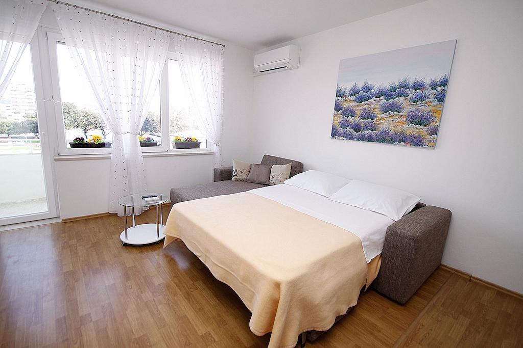 City Center Accommodation Ζαντάρ Δωμάτιο φωτογραφία