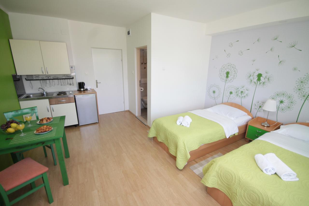 City Center Accommodation Ζαντάρ Εξωτερικό φωτογραφία