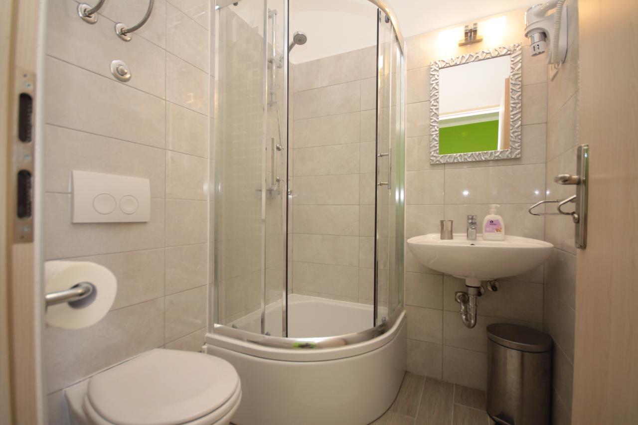 City Center Accommodation Ζαντάρ Εξωτερικό φωτογραφία